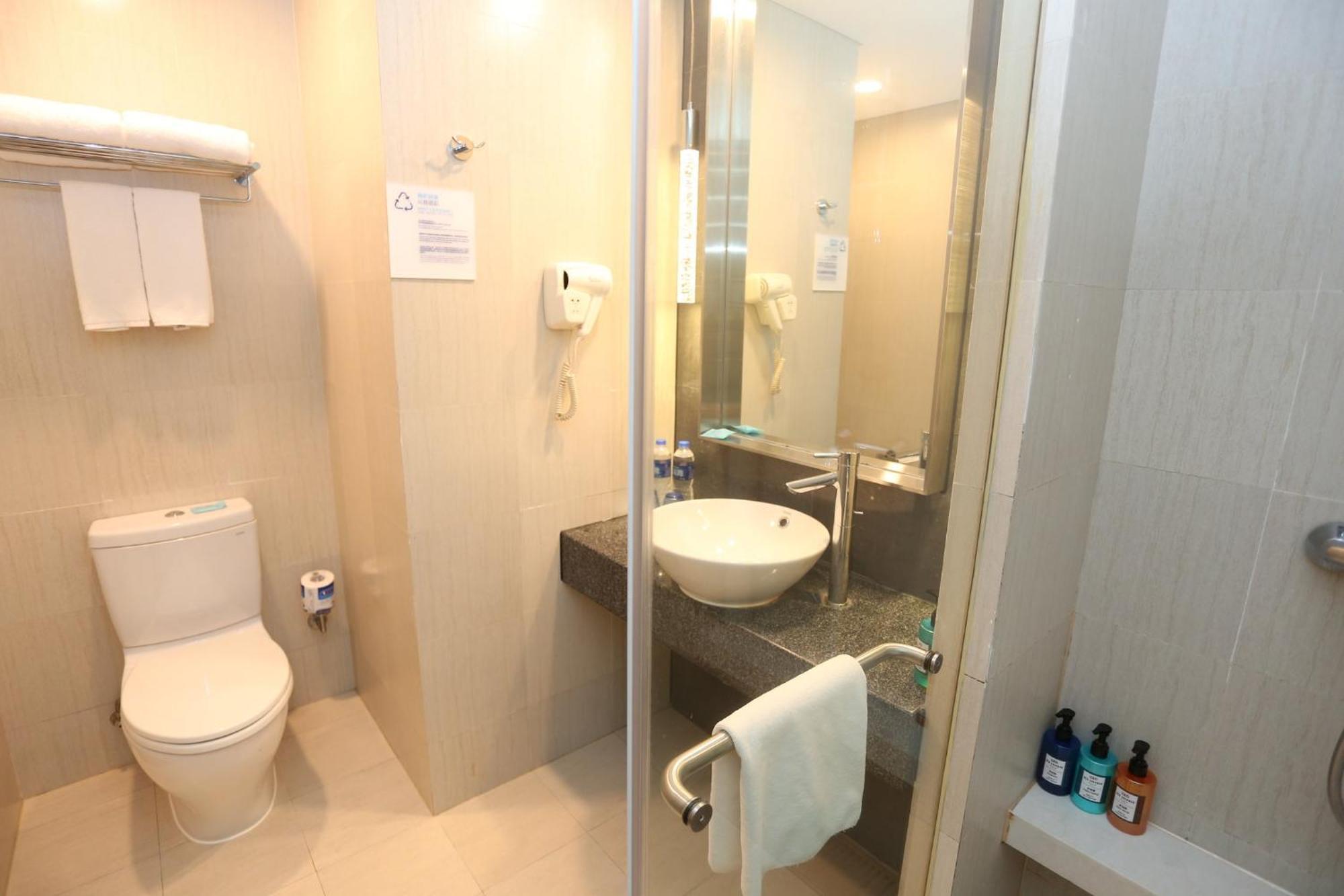 Holiday Inn Express Shanghai Jinsha By Ihg Exteriör bild